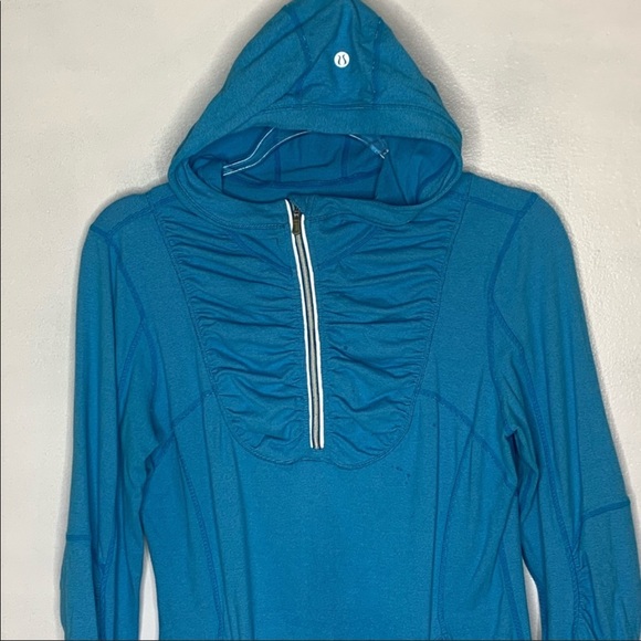 Lululemon Hooded blue Long sleeve Top Size 10 - Picture 1 of 2
